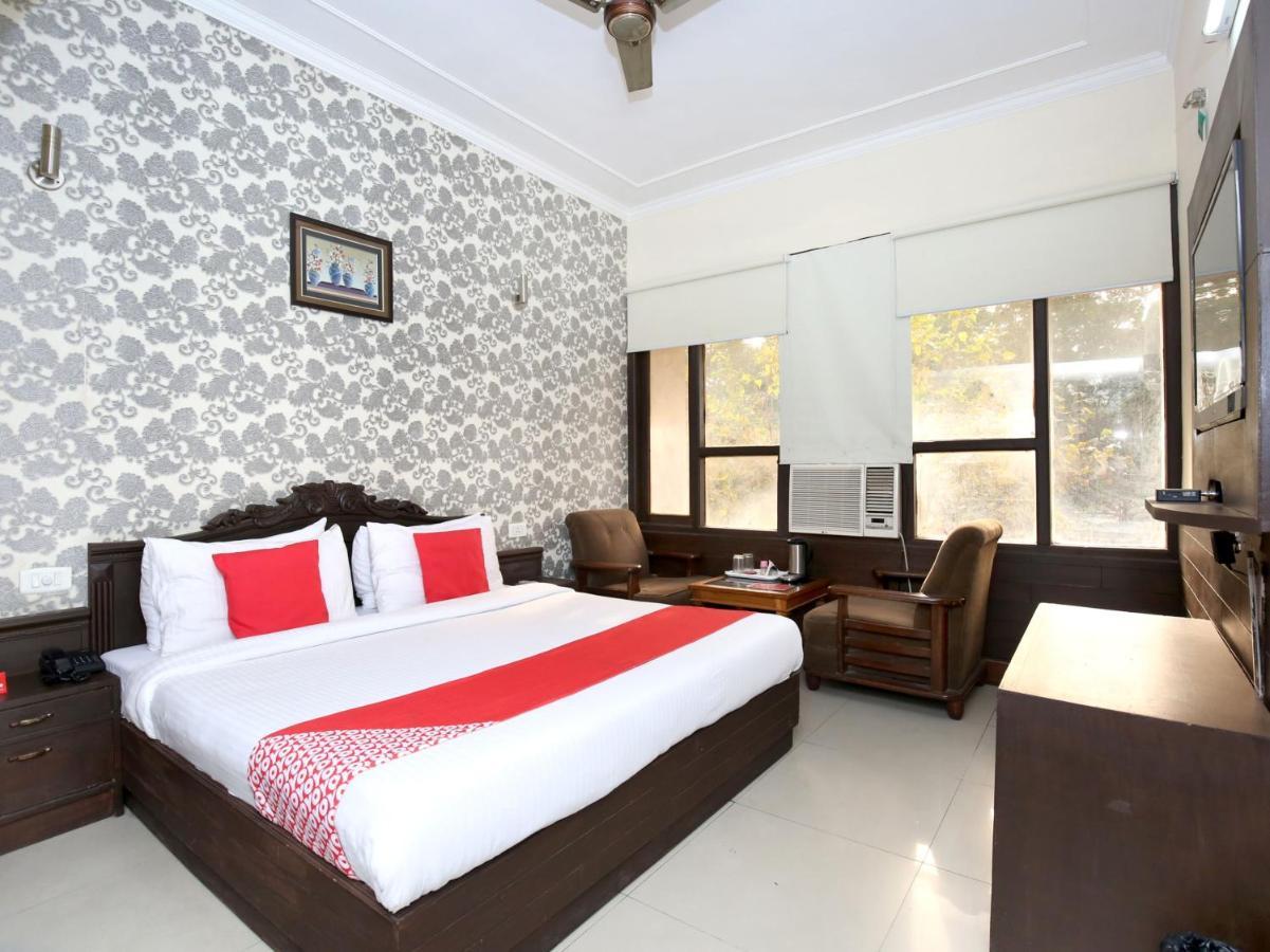 Hotel City Paradise Csandígarh Kültér fotó