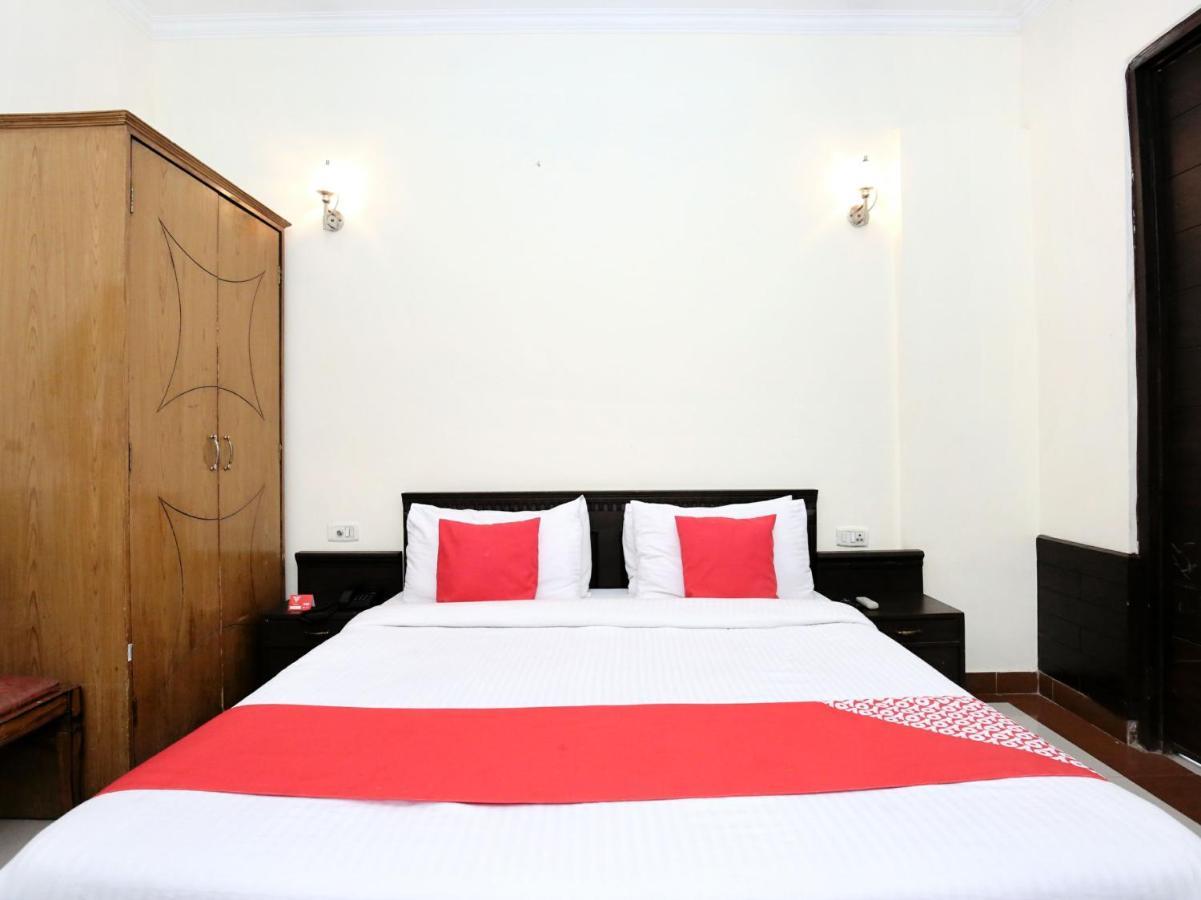 Hotel City Paradise Csandígarh Kültér fotó