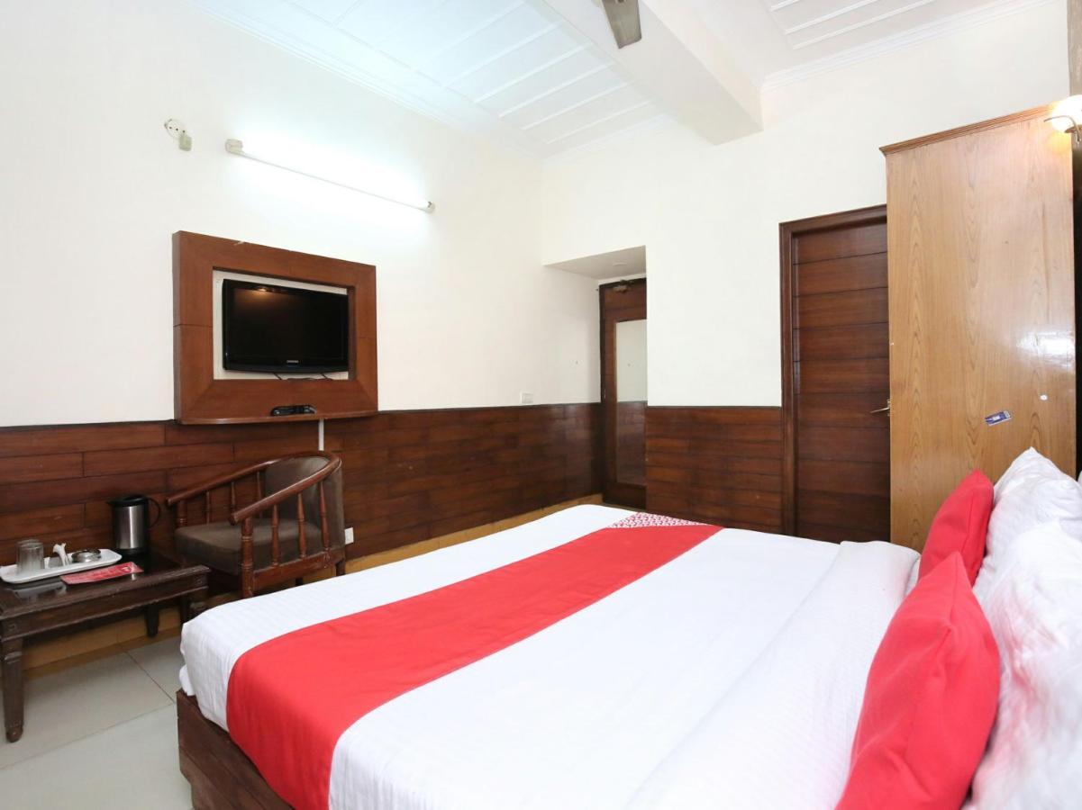 Hotel City Paradise Csandígarh Kültér fotó