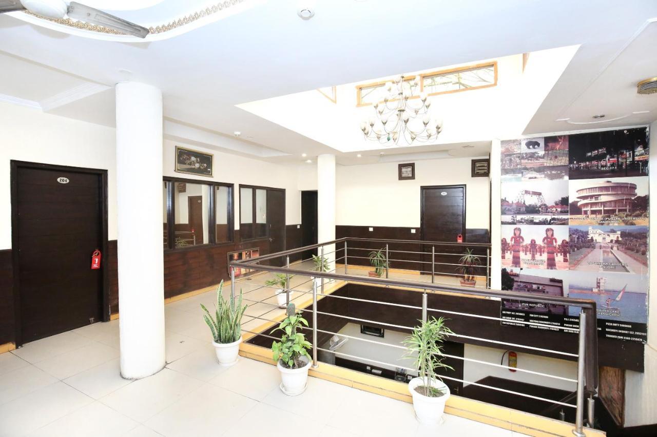 Hotel City Paradise Csandígarh Kültér fotó