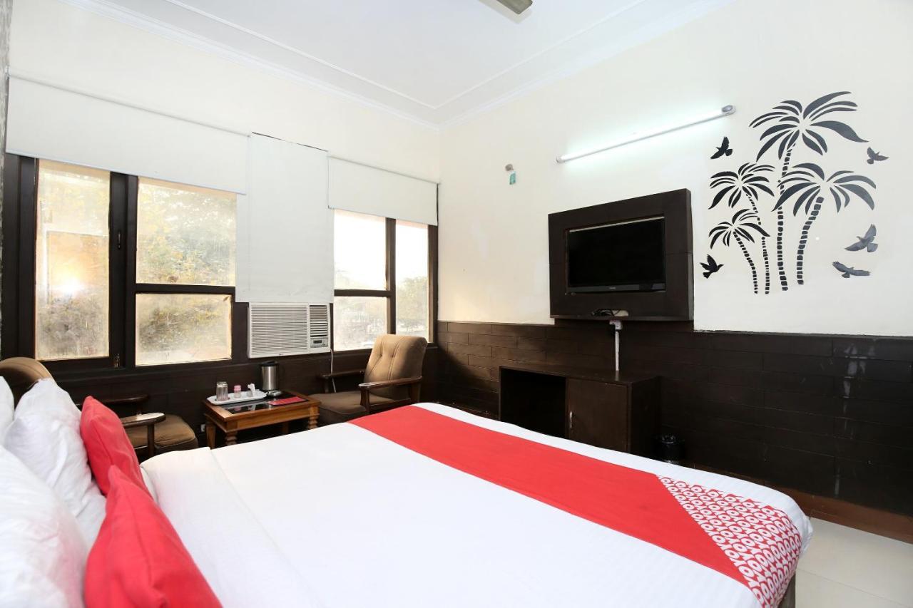 Hotel City Paradise Csandígarh Kültér fotó
