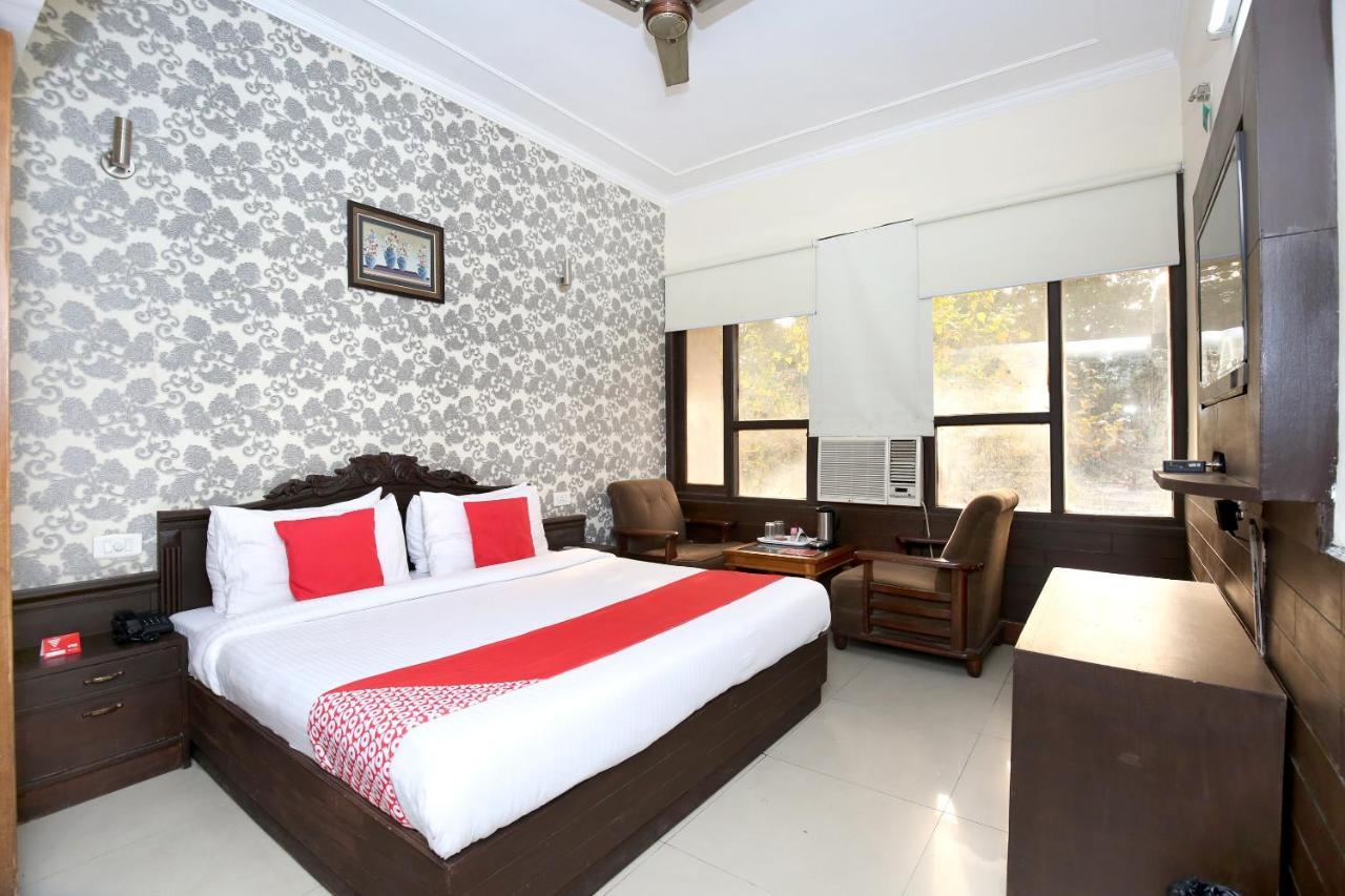 Hotel City Paradise Csandígarh Kültér fotó