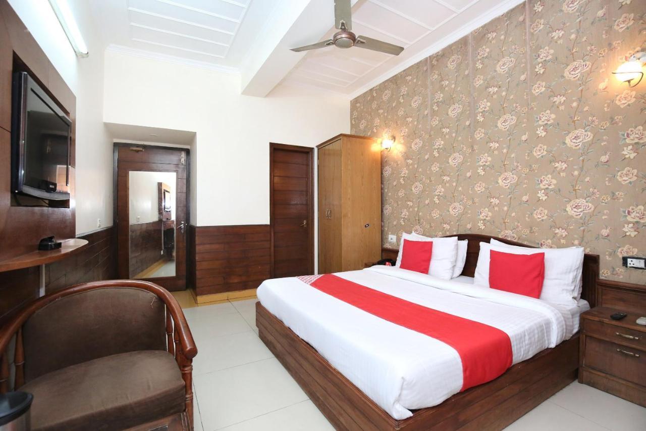 Hotel City Paradise Csandígarh Kültér fotó