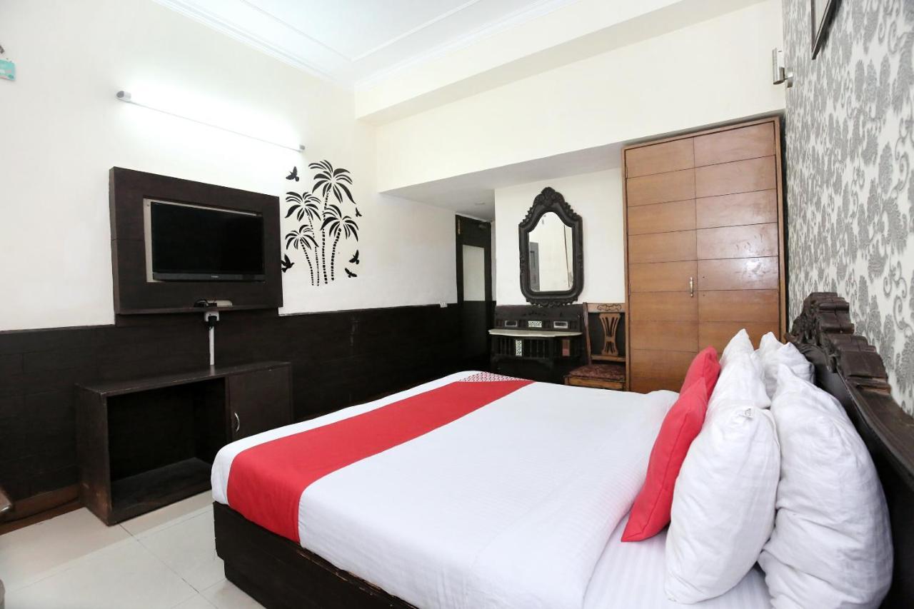 Hotel City Paradise Csandígarh Kültér fotó